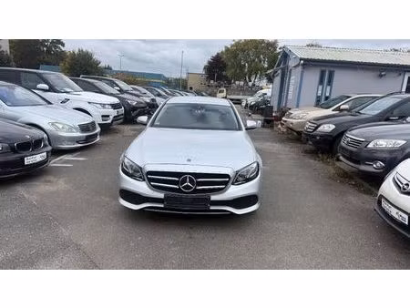 Mercedes-Benz Classe E E 200 2.0 184 Avantgarde 4Matic