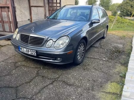 Mercedes-Benz Classe E E 220 2.1 CDI 150
