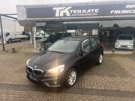 BMW Série 2 220d 2.0 190