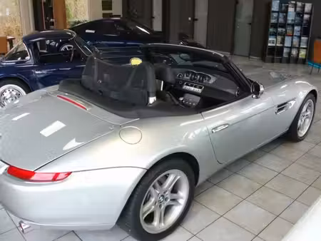 BMW Z8 V8 5.0 400