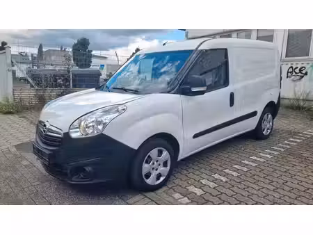 Opel Combo 1.2
