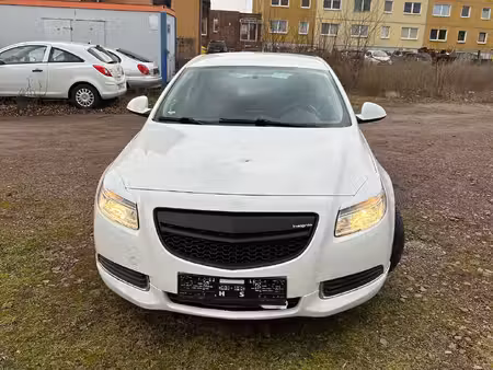 Opel Insignia 1.8 140