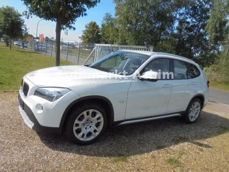 BMW X1 18d 2.0 143 sDrive