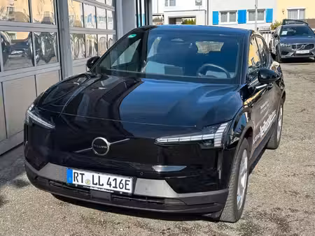 Volvo EX30 Single 272 Plus