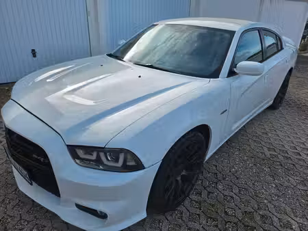 Dodge Charger V8 5.7