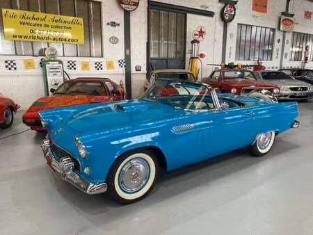 Ford Thunderbird 