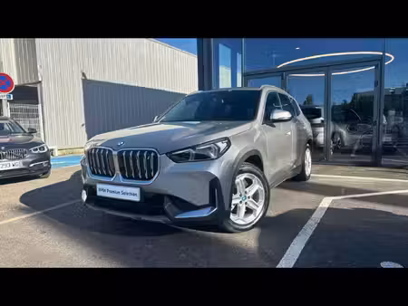BMW iX1 