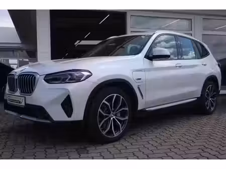BMW X3 30e 2.0 184 xDrive