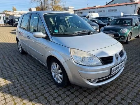 Renault Scénic 1.9 dCi 131