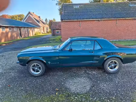 Ford Mustang Bullit V8 4.7