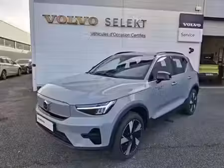 Volvo EX40 252 Plus
