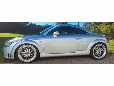 Audi TT V6 3.2 250 quattro