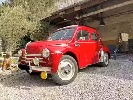 Renault 4CV