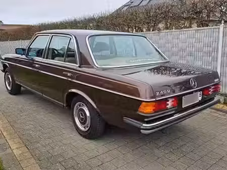 Mercedes-Benz Classe E 240 D