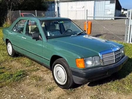 Mercedes-Benz 190 2.6