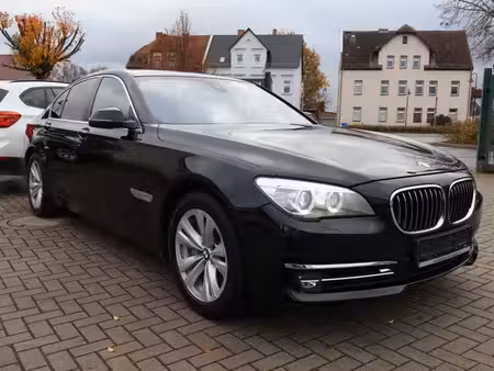 BMW Série 7 740i 3.0 320