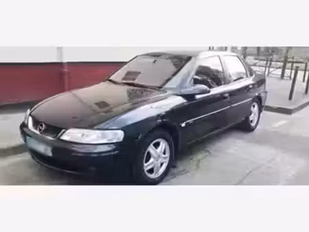 Opel Vectra 2.0 100 CDX