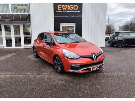Renault Clio RS Trophy 1.6 TCe T 220