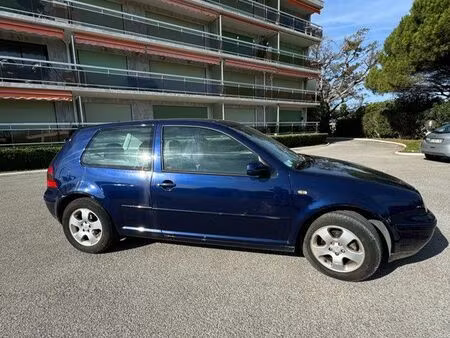 Volkswagen Golf 1.6 100