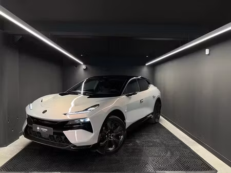 Lotus Eletre 4x4
