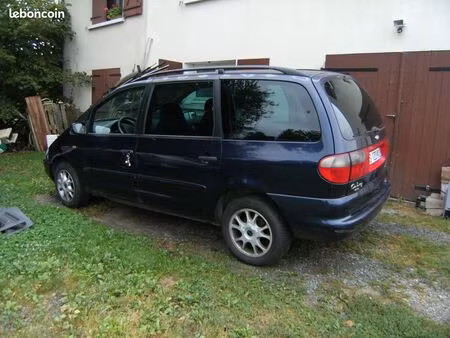 Ford Galaxy 1.9