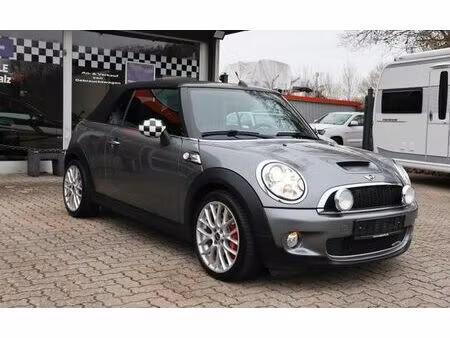 Mini Cabrio John Cooper Works 1.6 211