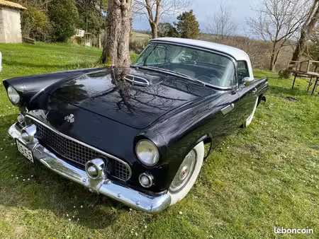 Ford Thunderbird 