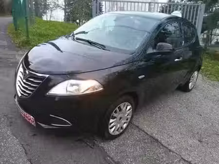 Lancia Ypsilon 1.2 69 Gold