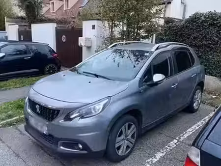 Peugeot 2008 1.2 VTi 82 Style