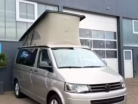 Volkswagen Transporter T5 California 2.0 Beach