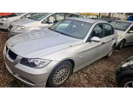 BMW Série 3 318i 2.0 129