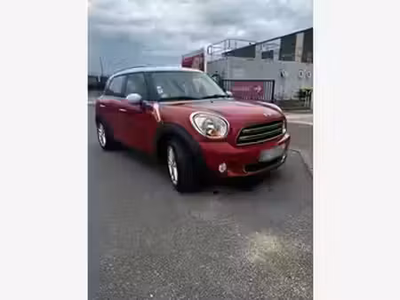 Mini Countryman Cooper D Red Hot Chili