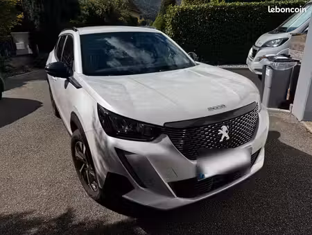 Peugeot 2008 1.2 130 Allure