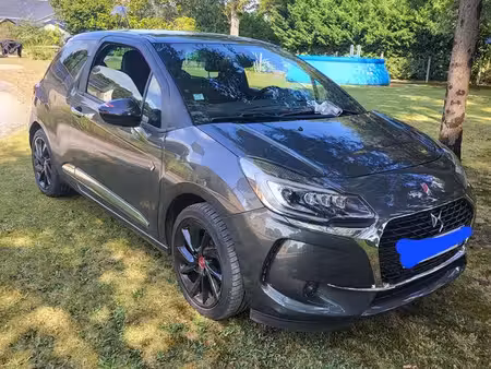 DS 3 1.6 HDi 100 Performance Line