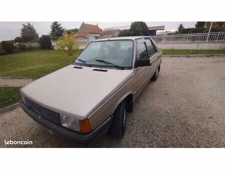 Renault R9