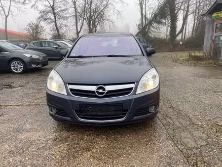 Opel Signum 2.2 155 Edition