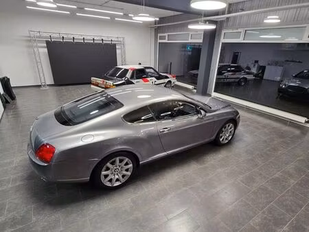 Bentley Continental W12 6.0 560