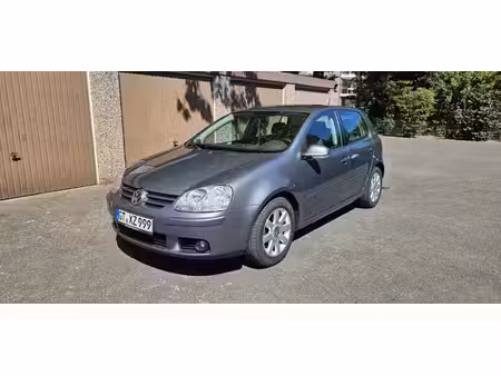 Volkswagen Golf 1.6 102 Tour