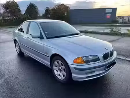 BMW Série 3 328i 2.8 193 Luxe