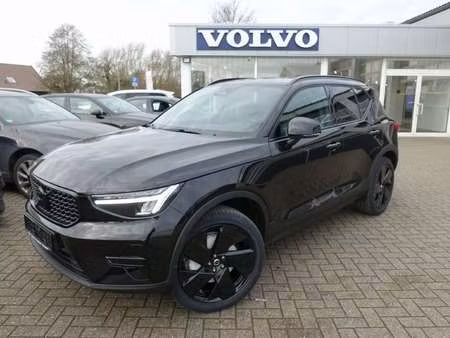 Volvo XC40 B3 2.0 163 Black Edition