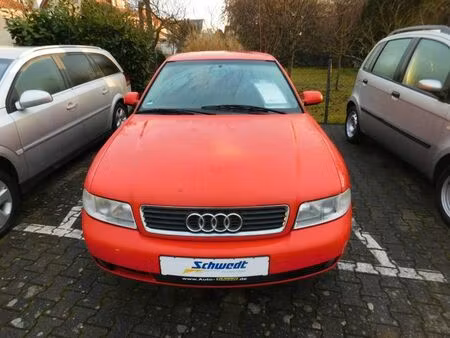 Audi A4 1.6 101