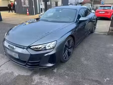 Audi e-tron GT quattro