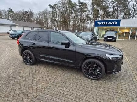 Volvo XC60 T6 2.0 250 Black Edition 4x4