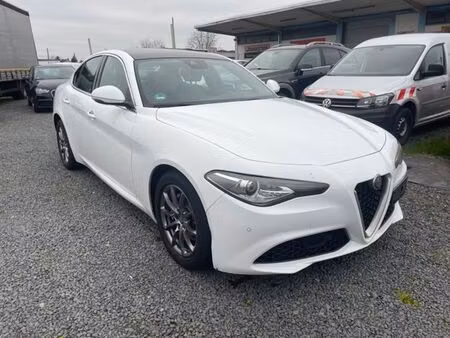 Alfa Romeo Giulia 2.0 200 Distinctive Business