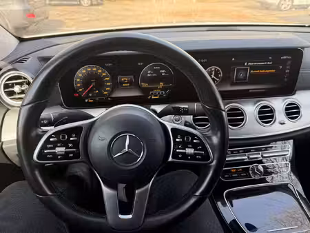Mercedes-Benz Classe E E 200 2.0 Exclusive Edition 4Matic