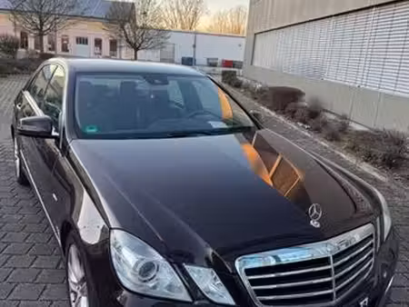 Mercedes-Benz Classe E E 250 2.1 150