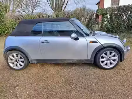 Mini Cabrio Cooper 1.6 122