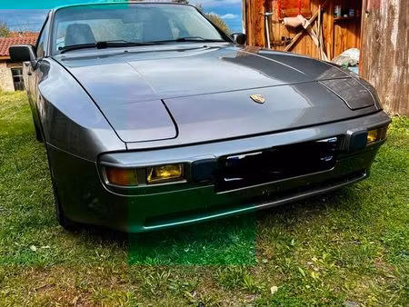 Porsche 944 S