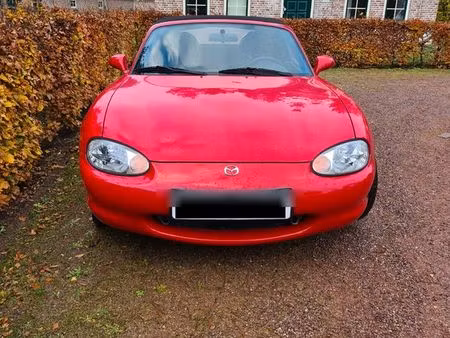 Mazda MX5 1.6 110