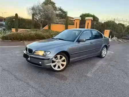 BMW Série 3 320i